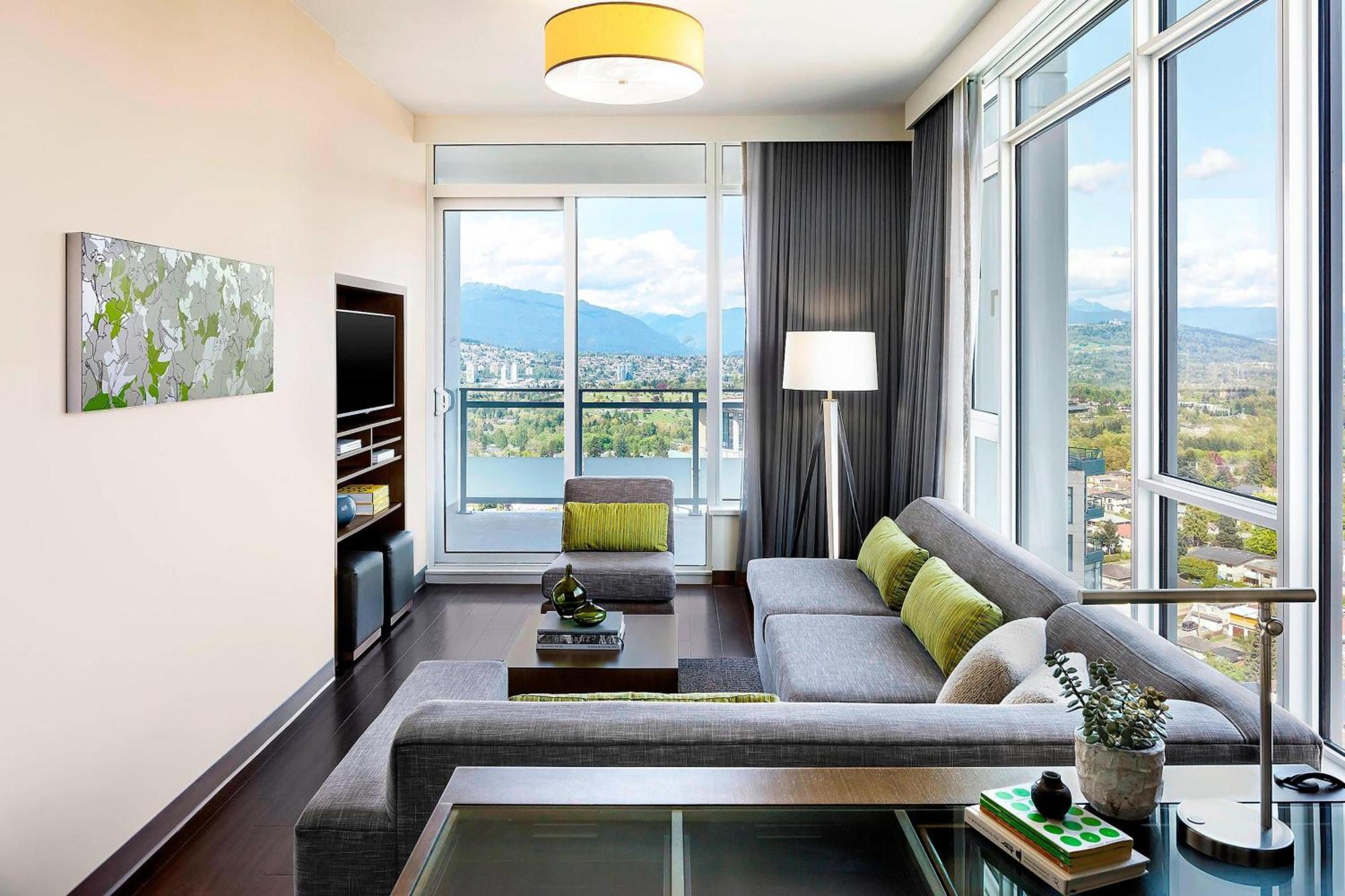 Element By Westin Vancouver Metrotown Бернаби Экстерьер фото