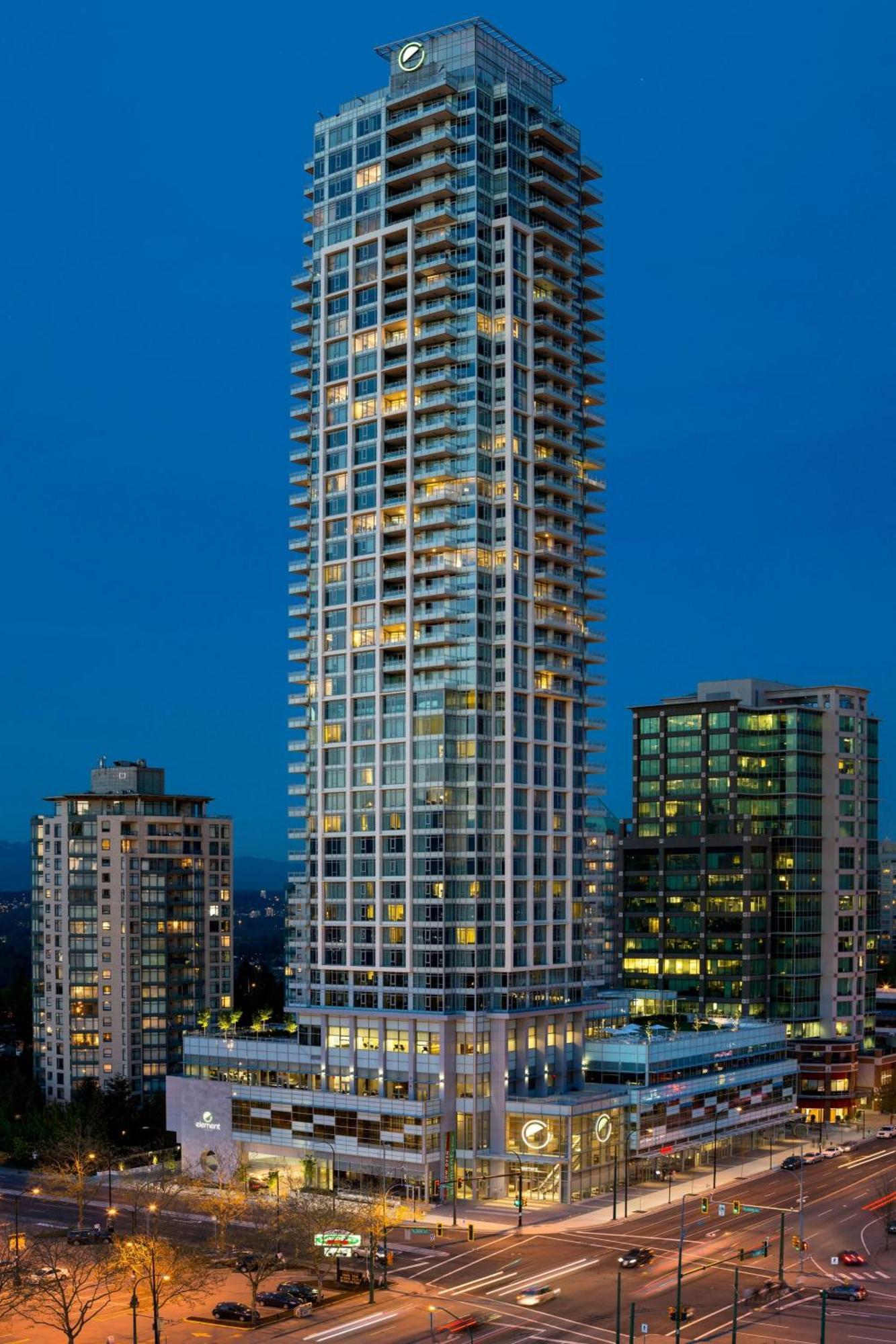 Element By Westin Vancouver Metrotown Бернаби Экстерьер фото