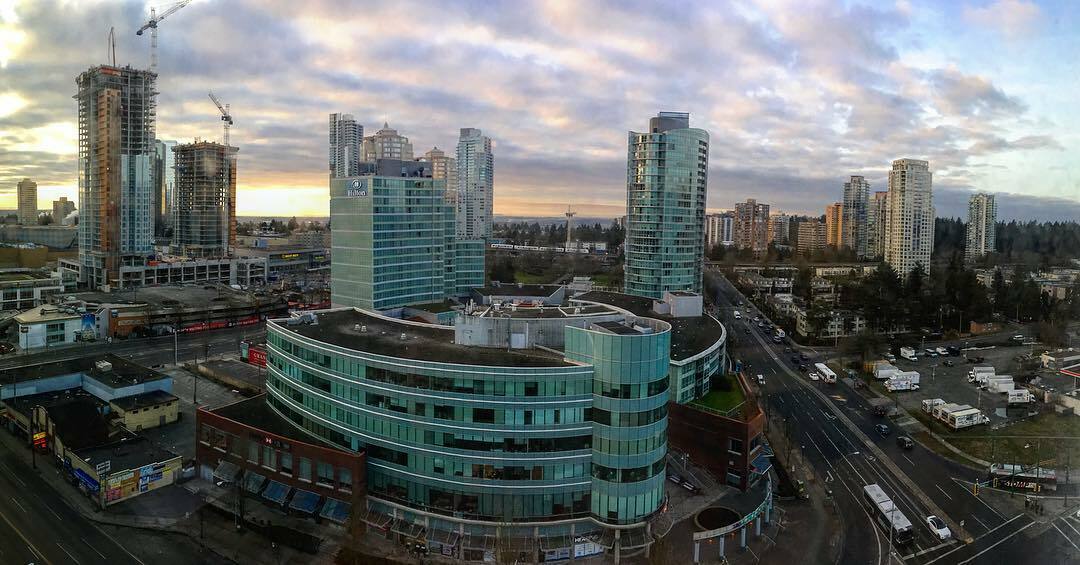 Element By Westin Vancouver Metrotown Бернаби Экстерьер фото
